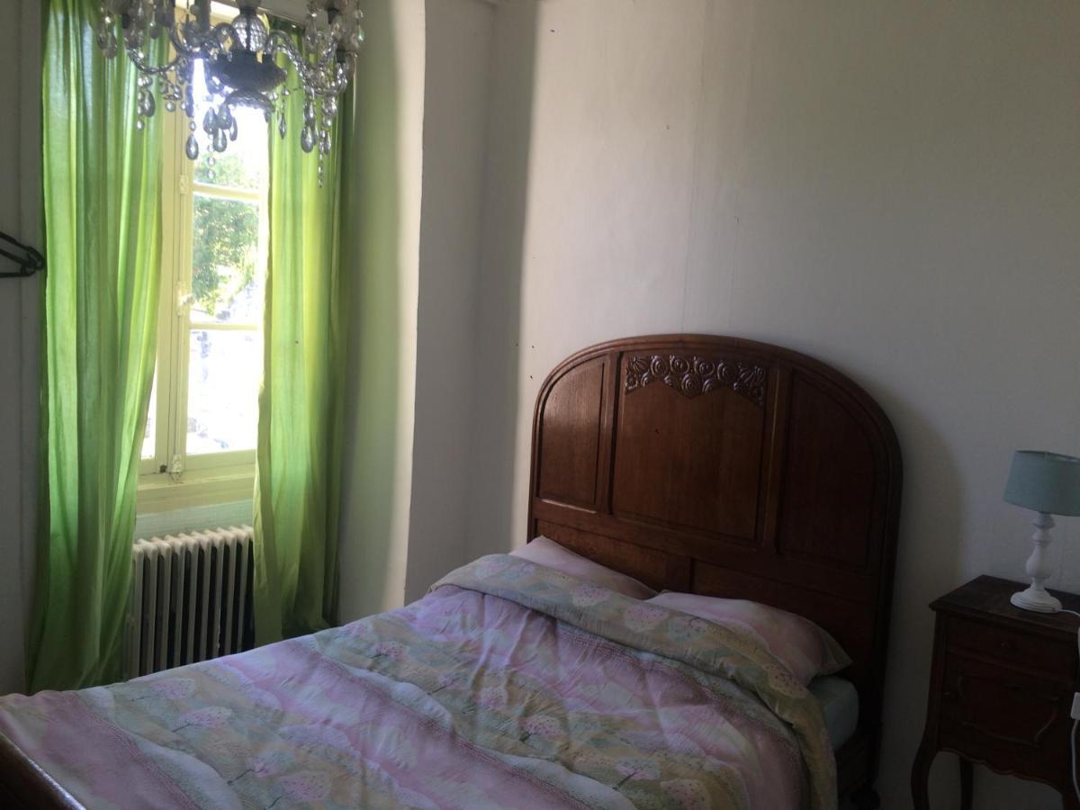 Chambres D'Hotes La Chaumiere Coulonges  Zewnętrze zdjęcie