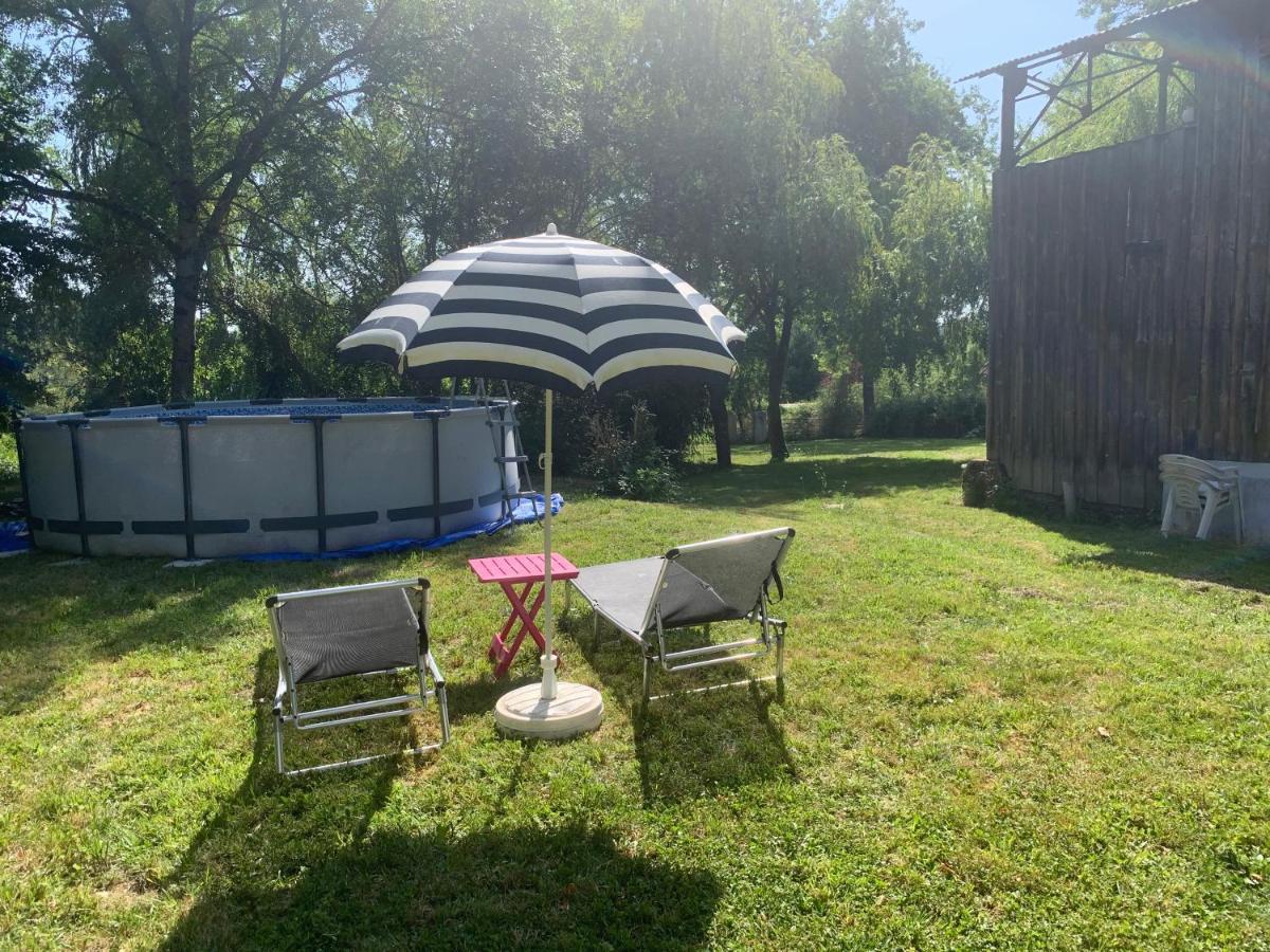 Chambres D'Hotes La Chaumiere Coulonges  Zewnętrze zdjęcie